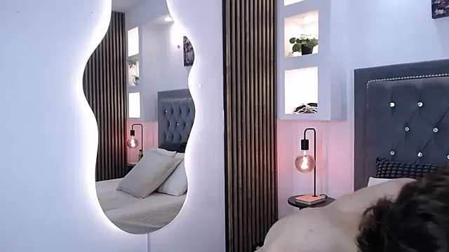 Emo Boy  online show from 04.06.26