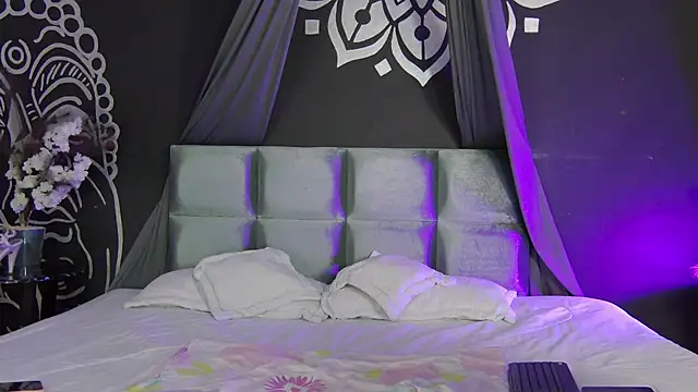 Aranzza Ross online show from 12.02.25