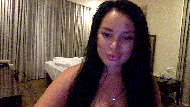 Snapshot of Fayronna chatting on 02.18.26 Fayronna online show from 02.18.26