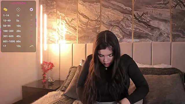 Isabella LaRue online show from 10.11.25