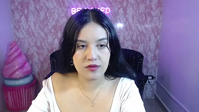 Snapshot of ailyn_ch1 chatting on 02.16.26 ailyn ch1 online show from 02.16.26