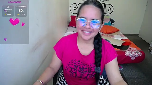 Snapshot of Miss__kendra_ chatting on 02.04.26 Miss kendra online show from 02.04.26