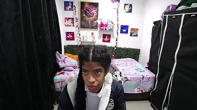 thianahorny online show from 04.15.26