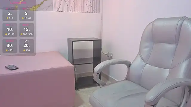 Snapshot of onlymen2025 chatting on 11.23.25 onlymen2025 online show from 11.23.25