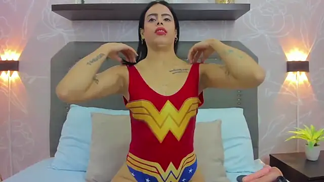 laura maite  online show from 11.15.25