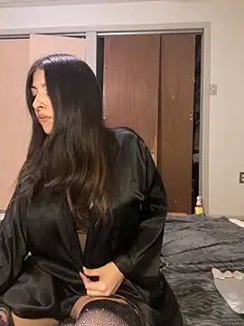 Snapshot of Bri_Starr chatting on 11.08.25 Bri Starr online show from 11.08.25