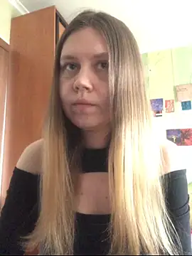 LunaVirelle online show from 02.11.26