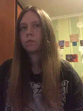 LunaVirelle online show from 04.18.26