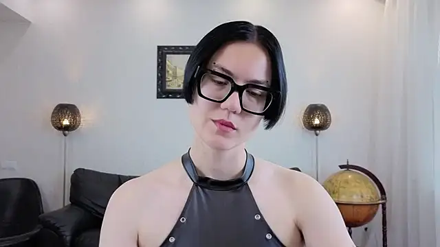 Marie Fitch online show from 07.08.26