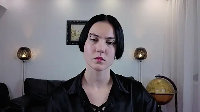 Marie Fitch online show from 08.03.26