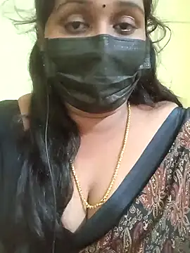 Snapshot of tamil-mala23 chatting on 11.13.25 tamil-mala23 online show from 11.13.25