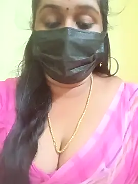 Snapshot of tamil-mala23 chatting on 11.16.25 tamil-mala23 online show from 11.16.25