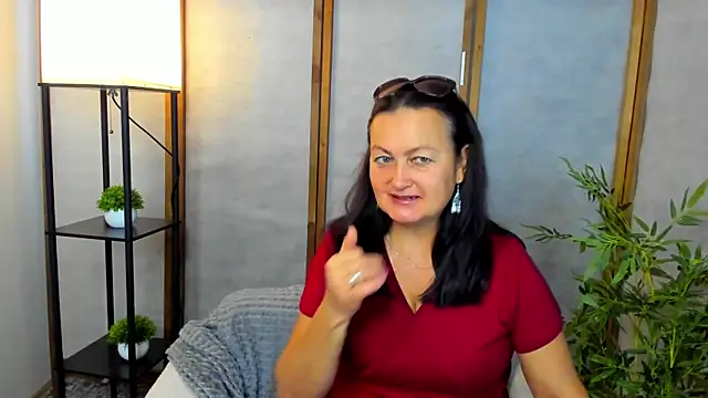 hottyannaa online show from 10.15.25