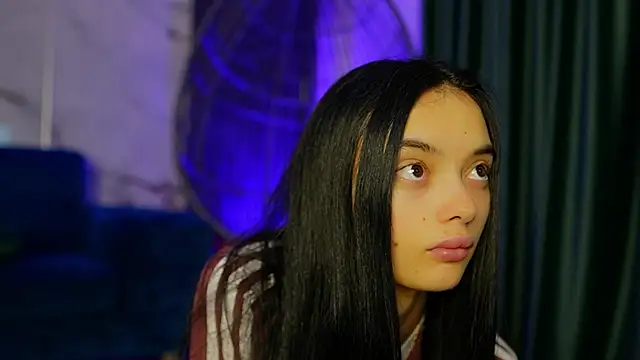 RachelRavee online show from 10.11.25