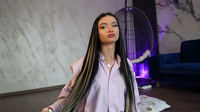 RachelRavee online show from 03.13.26