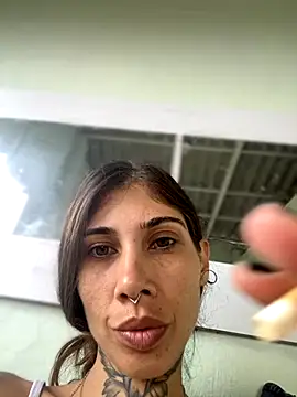 Snapshot of casalskunk chatting on 10.24.25 casalskunk online show from 10.24.25