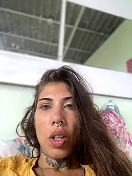 Snapshot of casalskunk chatting on 11.09.25 casalskunk online show from 11.09.25