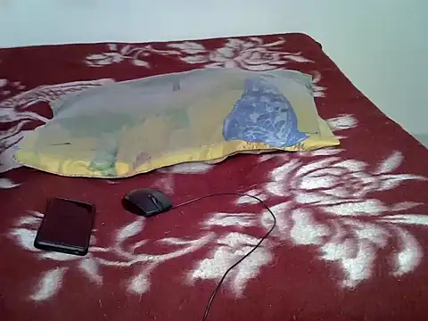 Snapshot of Barbienigel chatting on 12.01.25 Barbienigel online show from 12.01.25