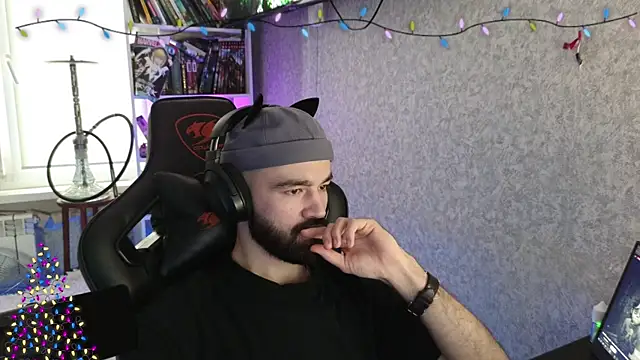 Nik Namee online show from 01.15.26