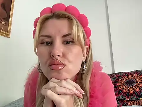 Ilymaris online show from 02.10.26