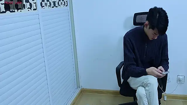 sexyboy-lele online show from 10.24.25