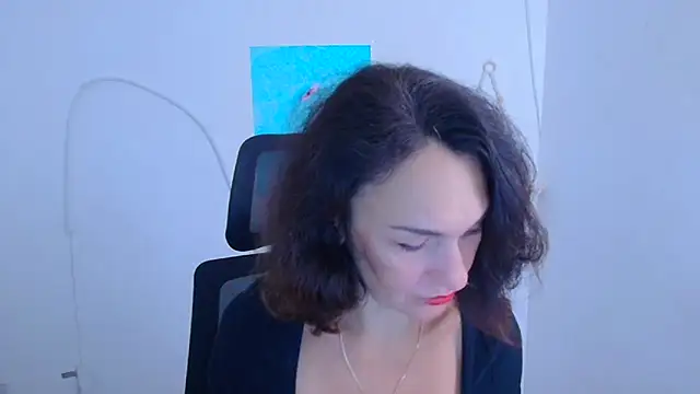 Rosie Rosee online show from 12.03.25