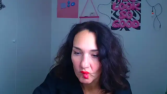 Rosie Rosee online show from 01.05.26