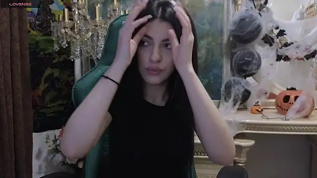 Snapshot of SinWolf_ chatting on 11.07.25 SinWolf online show from 11.07.25