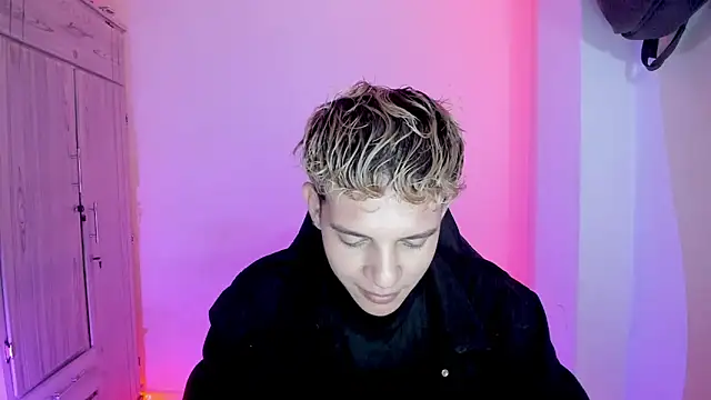 tylernova online show from 02.02.26