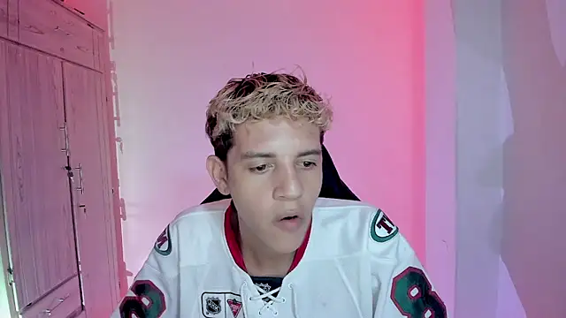 tylernova online show from 02.06.26