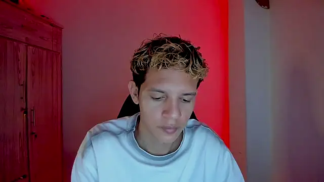 tylernova online show from 02.18.26