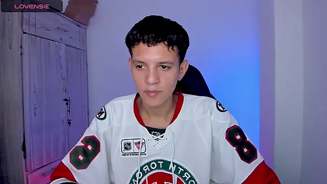 tylernova online show from 05.22.26