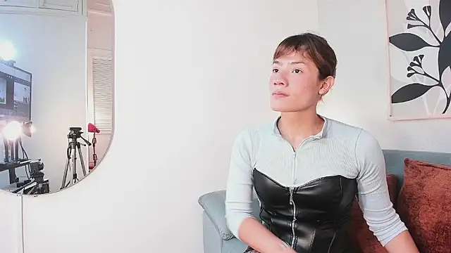 KassMonroe online show from 02.17.26