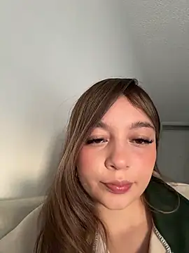   Lorelain   online show from 02.05.26