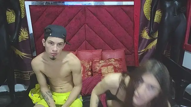 Pride couple online show from 11.14.25