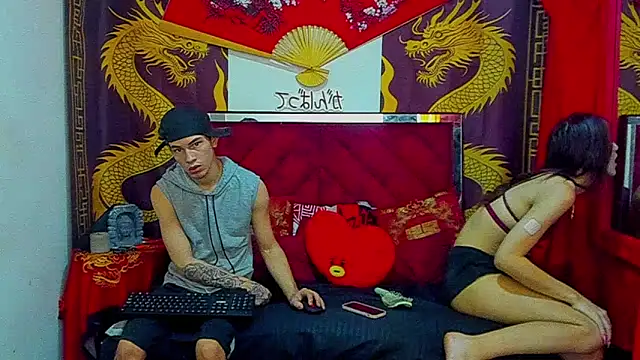 Snapshot of Pride_couple chatting on 02.10.26 Pride couple online show from 02.10.26