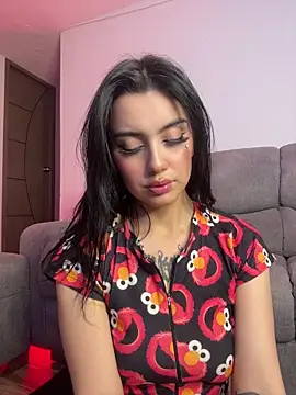 Lucy 699 online show from 07.03.26