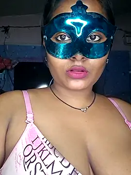 Sweet-Maddlina online show from 07.20.26