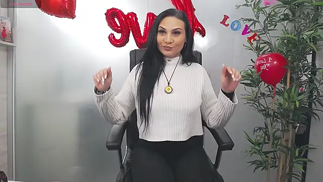 YaraXCox online show from 02.12.26