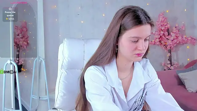 Snapshot of Renesmy_Black chatting on 02.05.26 Renesmy Black online show from 02.05.26