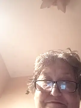 Snapshot of Katherine735 chatting on 10.10.25 Katherine735 online show from 10.10.25