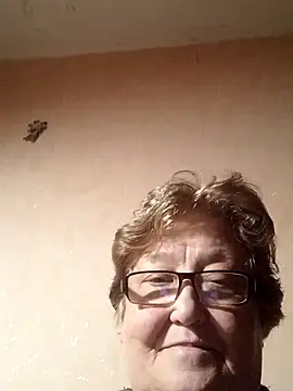 Snapshot of Katherine735 chatting on 10.12.25 Katherine735 online show from 10.12.25