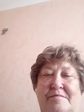 Snapshot of Katherine735 chatting on 10.14.25 Katherine735 online show from 10.14.25