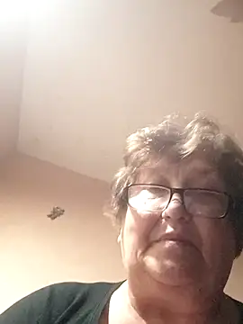 Snapshot of Katherine735 chatting on 10.14.25 Katherine735 online show from 10.14.25