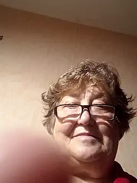 Snapshot of Katherine735 chatting on 10.23.25 Katherine735 online show from 10.23.25