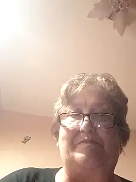 Snapshot of Katherine735 chatting on 10.30.25 Katherine735 online show from 10.30.25