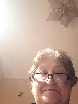 Snapshot of Katherine735 chatting on 11.04.25 Katherine735 online show from 11.04.25