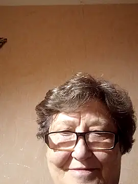 Snapshot of Katherine735 chatting on 11.14.25 Katherine735 online show from 11.14.25