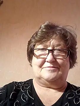 Snapshot of Katherine735 chatting on 11.16.25 Katherine735 online show from 11.16.25