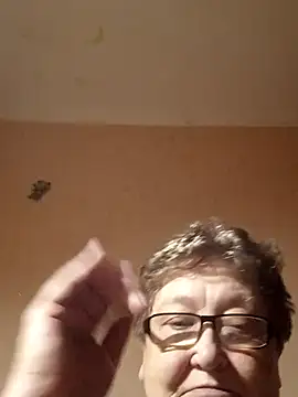 Snapshot of Katherine735 chatting on 11.25.25 Katherine735 online show from 11.25.25